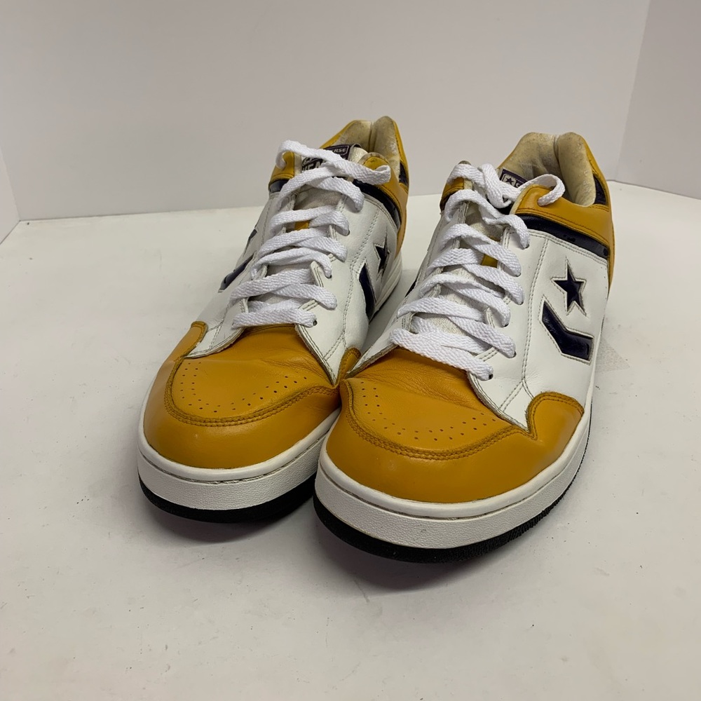 Vintage Converse Weapon Magic Johnson Size 15